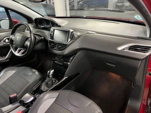 Peugeot 2008 Allure 1.2 PureTech 110 S&S - Foto 5
