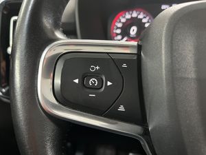 Volvo XC40 D3 - Foto 21