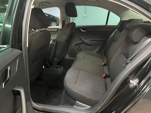Skoda Rapid 1.6 TDI CR 105 CV Active - Foto 11