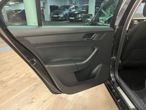 Skoda Rapid 1.6 TDI CR 105 CV Active - Foto 12