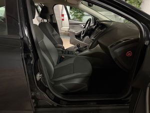 Ford Focus Berlina Trend 1.0 EcoBoost  Auto-Start-Stop 100 CV - Foto 11