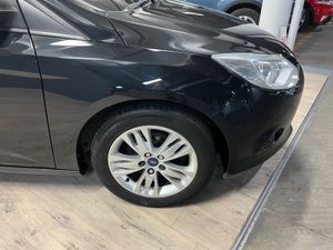 Ford Focus Berlina Trend 1.0 EcoBoost  Auto-Start-Stop 100 CV - Foto 5