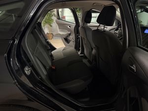 Ford Focus Berlina Trend 1.0 EcoBoost  Auto-Start-Stop 100 CV - Foto 12
