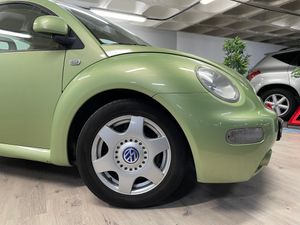 Volkswagen New Beetle 2.0l   - Foto 2