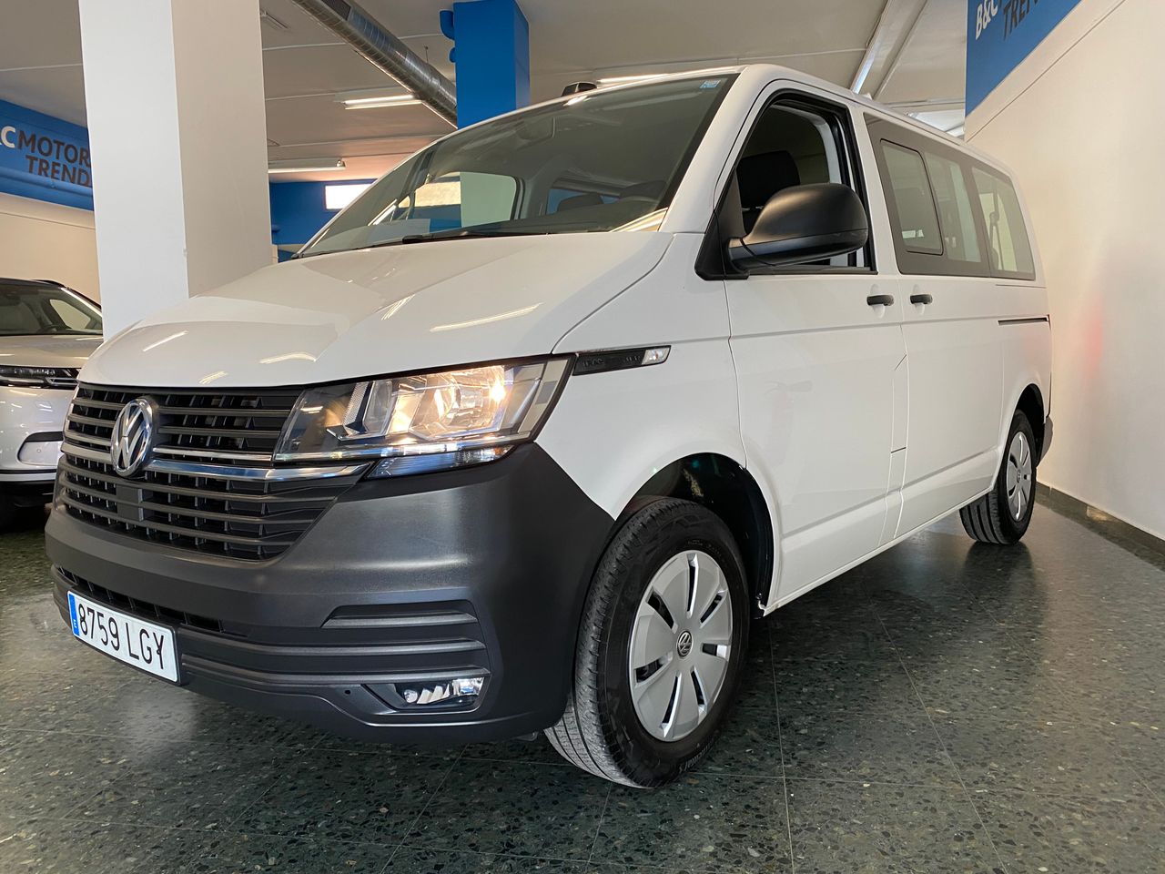 Volkswagen Transporter 2.0 TDI KOMBI 9 PLAZAS   - Foto 1