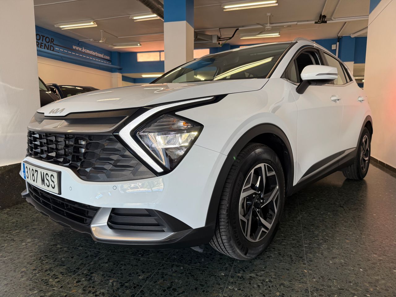 Kia Sportage 1.6 CRDI HYBRID MHEV AUTO.   - Foto 1