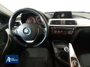 BMW Serie 3 320d  - Foto 13