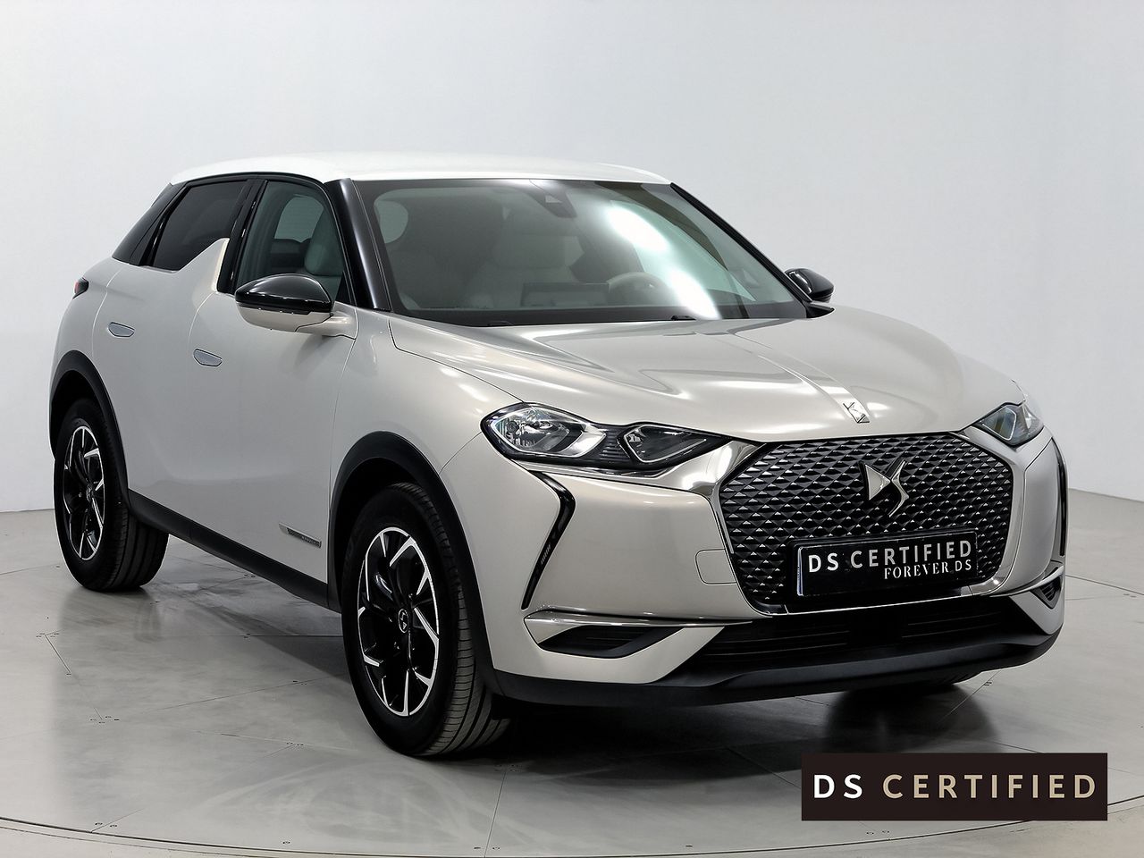 DS DS 3 PureTech 73 kW Manual CONNECTED CHIC  - Foto 1