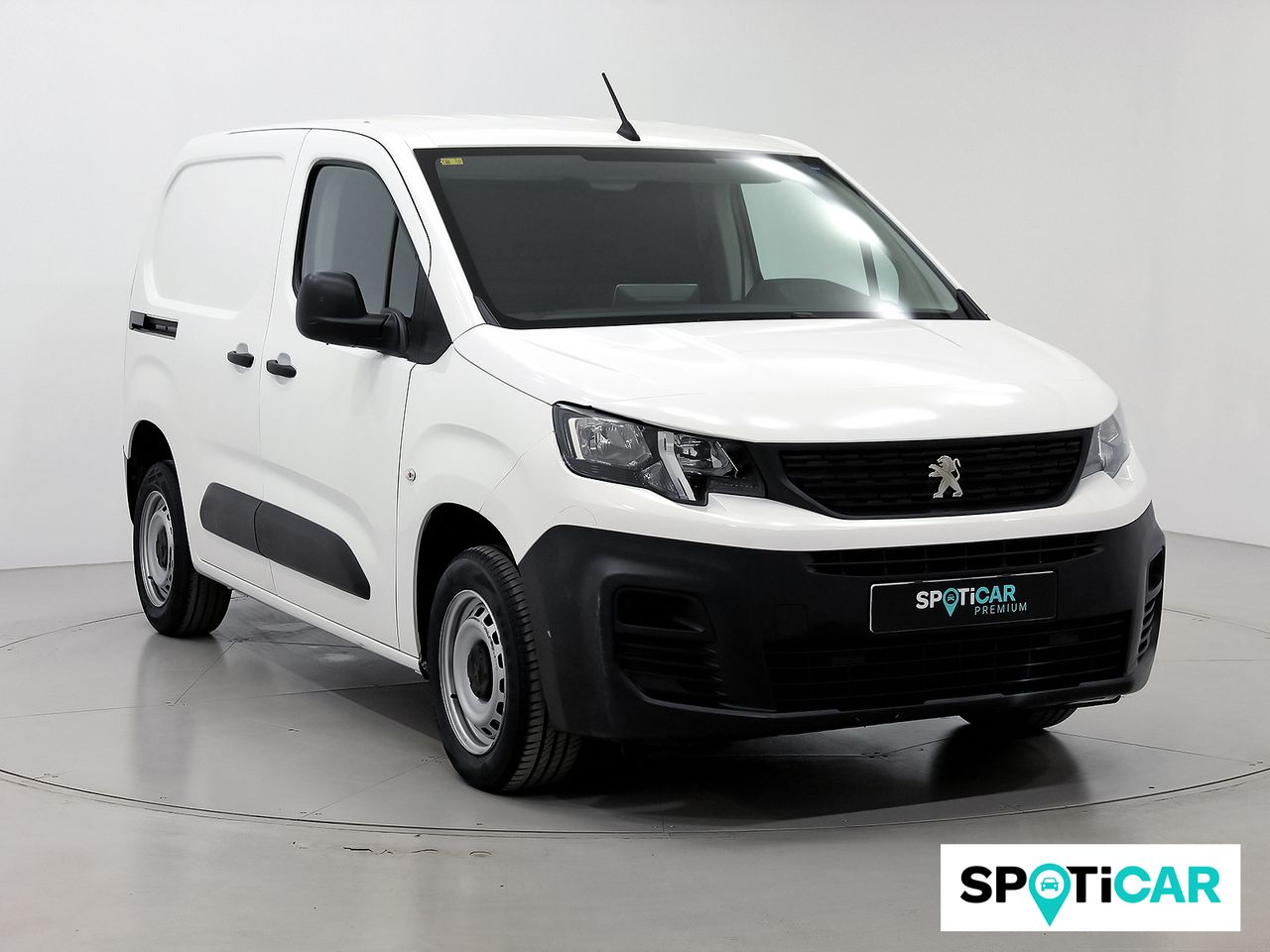Peugeot Partner FURGON 1.5 BLUEHDI 100 PRO STANDARD 3P 600KG  - Foto 1