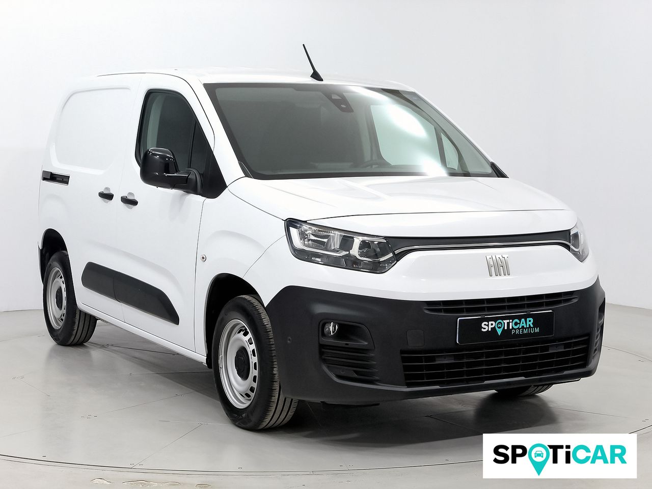 Fiat Doblò FURGON 1.2 GASOLINE 110CV 650KG L1 4P  - Foto 1