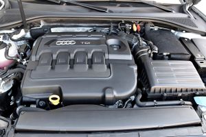 Audi A3 Sedan 2.0 TDI clean d 150cv S line ed   - Foto 9