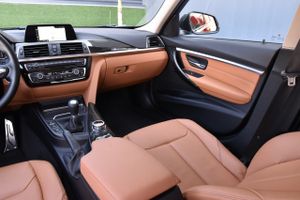 BMW Serie 3 318d 150CV Luxury  - Foto 69