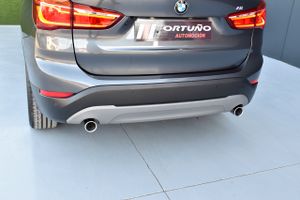 BMW X1 sDrive18d   Advantage  - Foto 40