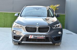 BMW X1 sDrive18d   Advantage  - Foto 8