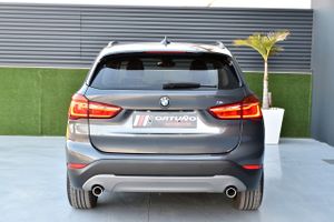 BMW X1 sDrive18d   Advantage  - Foto 4