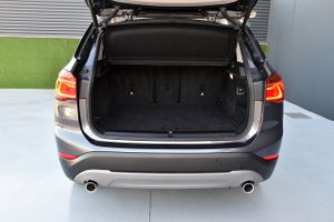 BMW X1 sDrive18d   Advantage  - Foto 41