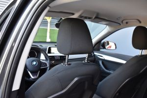 BMW X1 sDrive18d   Advantage  - Foto 65