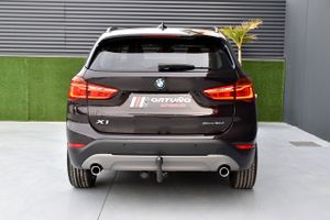 BMW X1 sDrive18d Advantage  - Foto 42