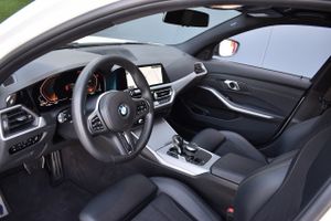 BMW Serie 3 Touring 318d 150CV Sport, Carplay, Camara  - Foto 64