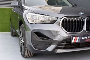 BMW X1 sDrive18d   Advantage, Head-up Display, Camara, Levas  - Foto 56