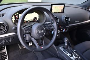 Audi A3 S line 30 TDI 85kW S tronic Sportback Virtual cockpit, CarPlay,  Matrix, ACC  - Foto 66