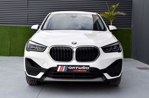 BMW X1 sDrive18d   Advantage, LED  - Foto 8