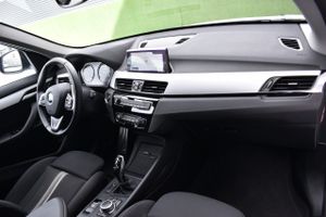 BMW X1 sDrive18d   Advantage, LED  - Foto 60