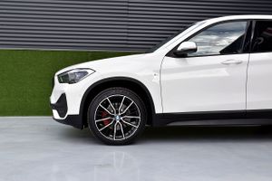 BMW X1 sDrive18d   Advantage, LED  - Foto 14