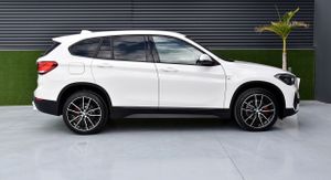 BMW X1 sDrive18d   Advantage, LED  - Foto 5