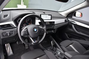 BMW X1 sDrive18d   Advantage, LED  - Foto 9