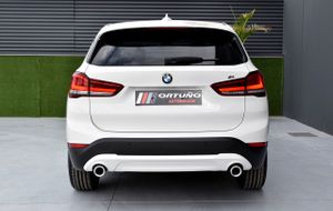 BMW X1 sDrive18d   Advantage, LED  - Foto 4