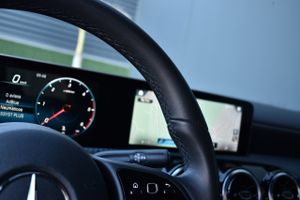 Mercedes Clase A Sedan A 180 d Solution, Camara, Piel, Automatico   - Foto 95