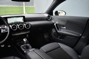 Mercedes Clase CLA  180 d Coupe Camara  - Foto 95