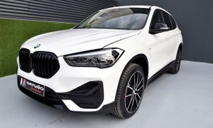 BMW X1 sDrive18d   Advantage, LED  - Foto 24