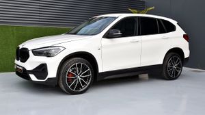 BMW X1 sDrive18d   Advantage, LED  - Foto 17