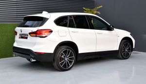 BMW X1 sDrive18d   Advantage, LED  - Foto 32