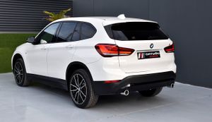 BMW X1 sDrive18d   Advantage, LED  - Foto 44