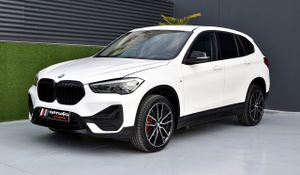 BMW X1 sDrive18d   Advantage, LED  - Foto 21