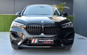 BMW X1 sDrive18d   Advantage, LED  - Foto 8