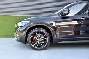 BMW X1 sDrive18d   Advantage, LED  - Foto 11