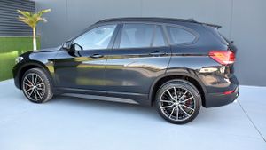 BMW X1 sDrive18d   Advantage, LED  - Foto 43