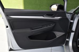 Volkswagen Golf Life 2.0 TDI 110kW 150CV CarPlay, Android Auto  - Foto 42