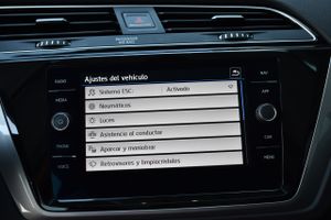 Volkswagen Touran Advance 1.6 TDI 85kW 115CV Camara, 7 plazas, techo panorámico  - Foto 82