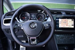 Volkswagen Touran Advance 1.6 TDI 85kW 115CV Camara, 7 plazas, techo panorámico  - Foto 16