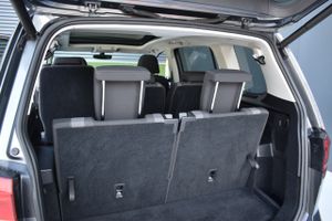 Volkswagen Touran Advance 1.6 TDI 85kW 115CV Camara, 7 plazas, techo panorámico  - Foto 51