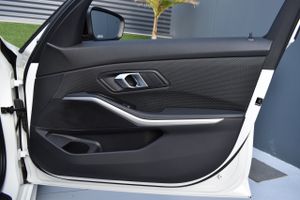BMW Serie 3 318d 150CV CarPlay, Android Auto, Alarma   - Foto 45