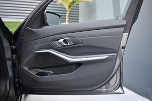 BMW Serie 3 318d 150CV Sport  - Foto 41