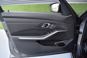BMW Serie 3 318d 150CV Sport  - Foto 34