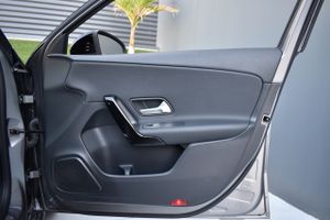 Mercedes Clase A 180 d Solution, Camara, Piel, Automatico   - Foto 37