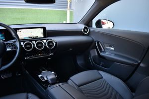 Mercedes Clase A 180 d Solution, Camara, Piel, Automatico   - Foto 43